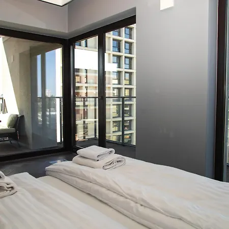 Апартаменти Riverside Vista Luxury Wellnes & By Uniquerent *