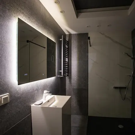 Апартаменти Riverside Vista Luxury Wellnes & By Uniquerent Вроцлав