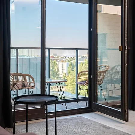 Апартаменти Riverside Vista Luxury Wellnes & By Uniquerent *